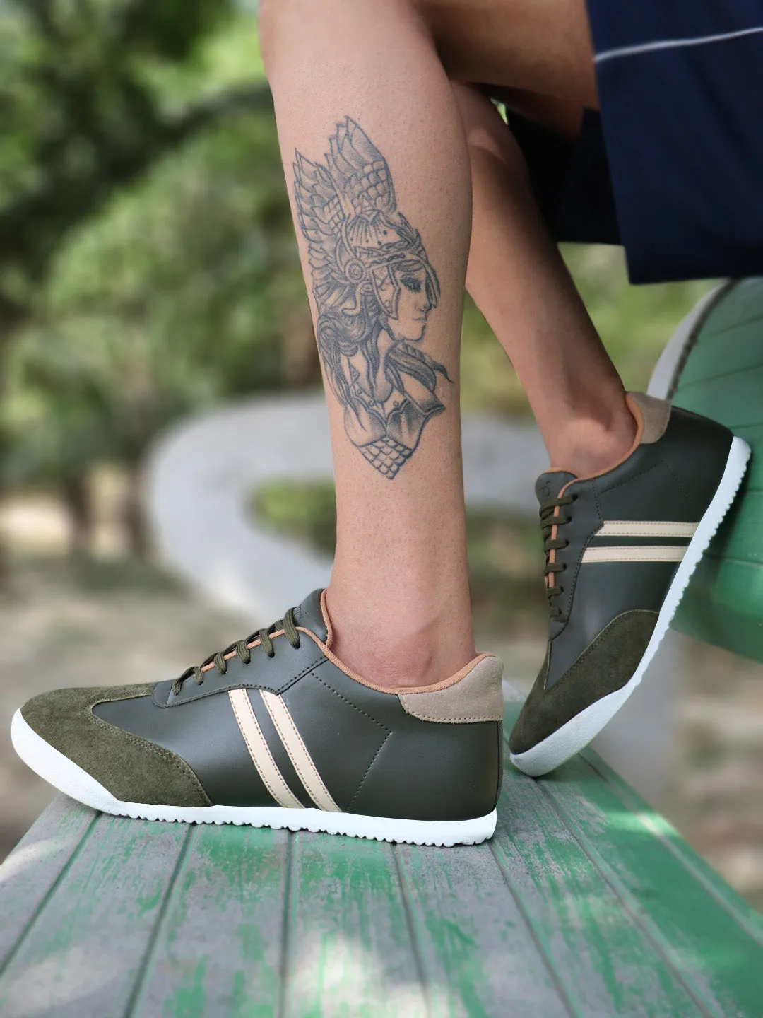 Men Olive Green Lace Up Trendy Stylish Outdoor Fashion Sneakers