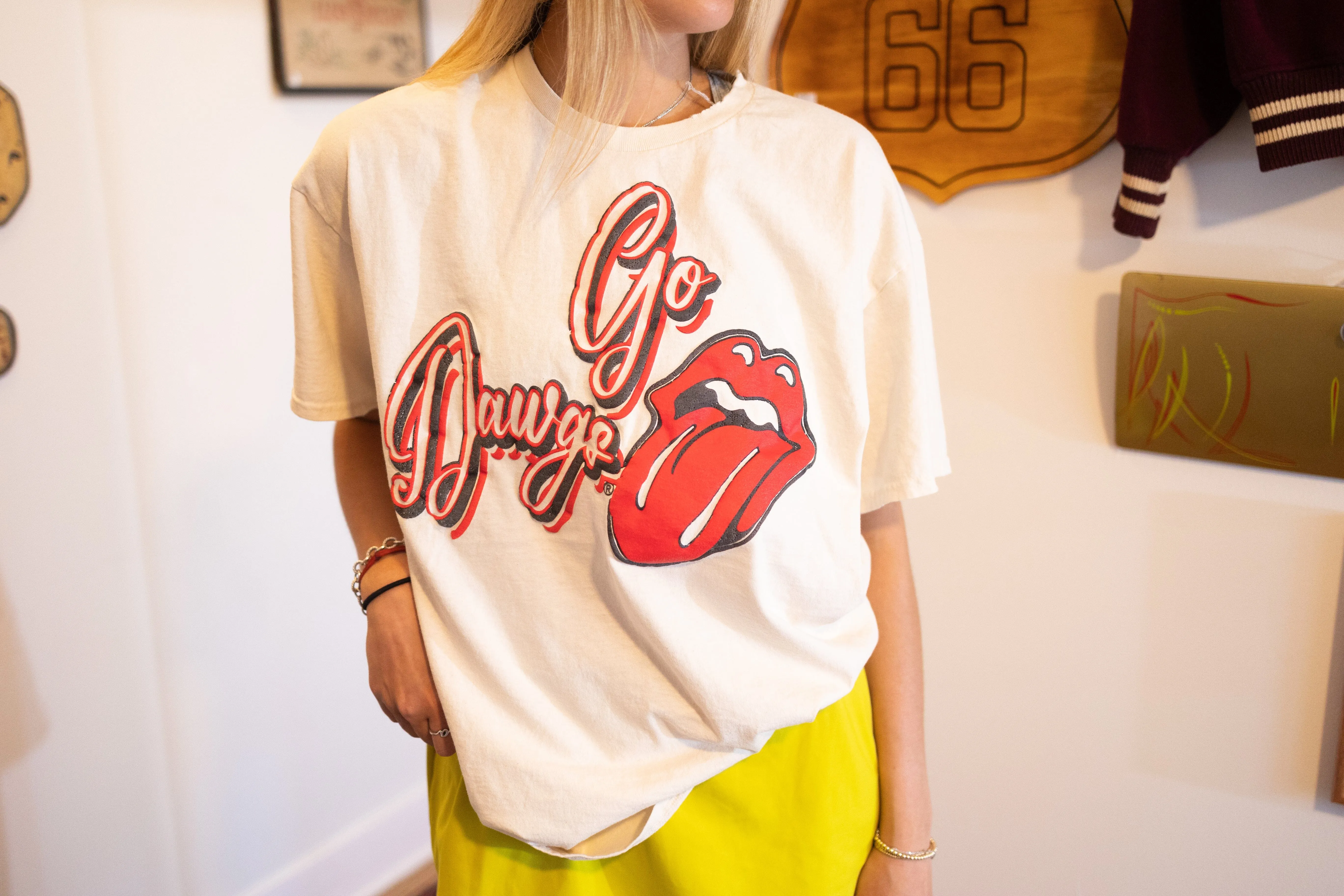 Rolling Stones UGA Bulldogs Malibu Puff Ink Off White Thrifted Tee