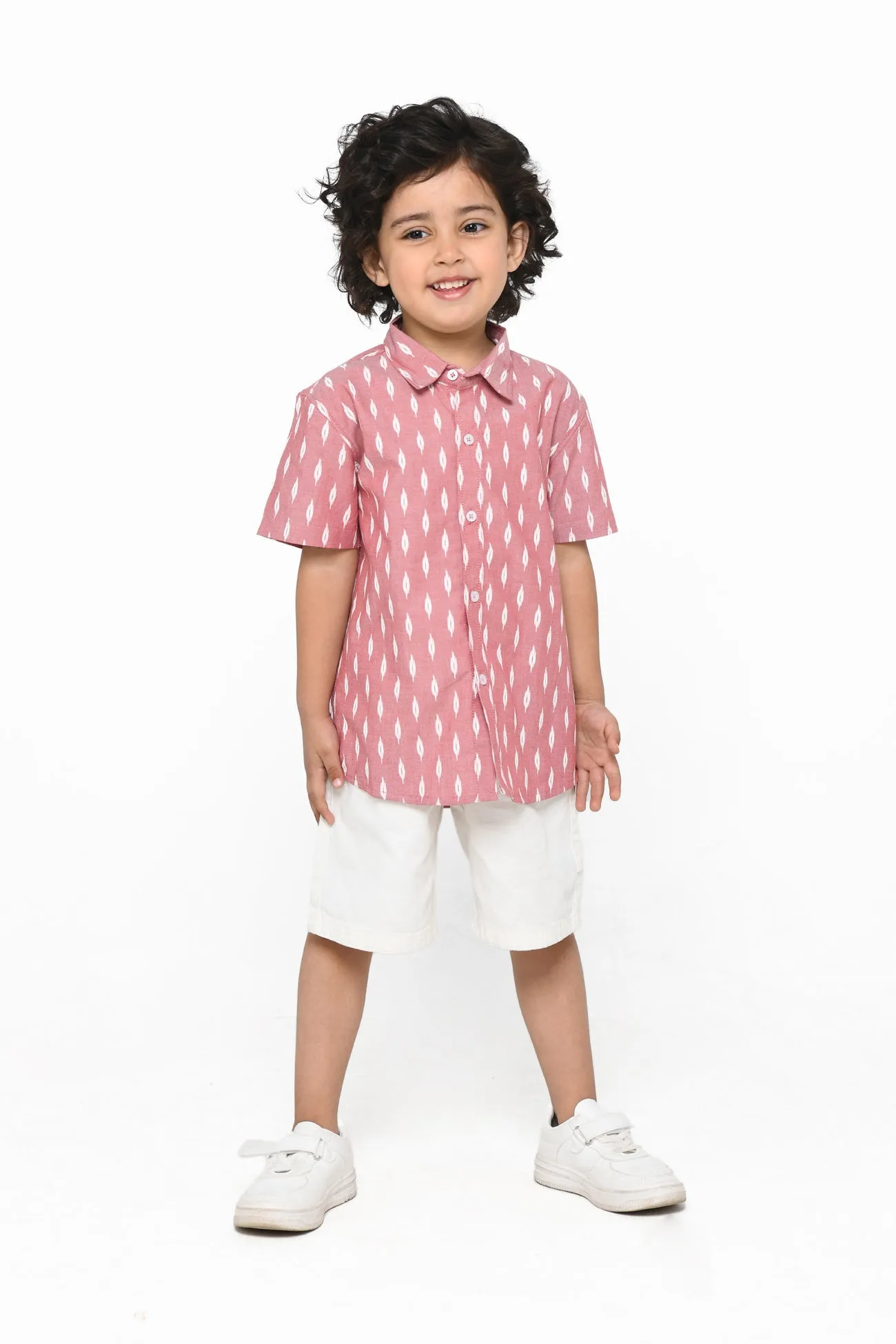 SHORT-SLEEVED COTTON SHIRT