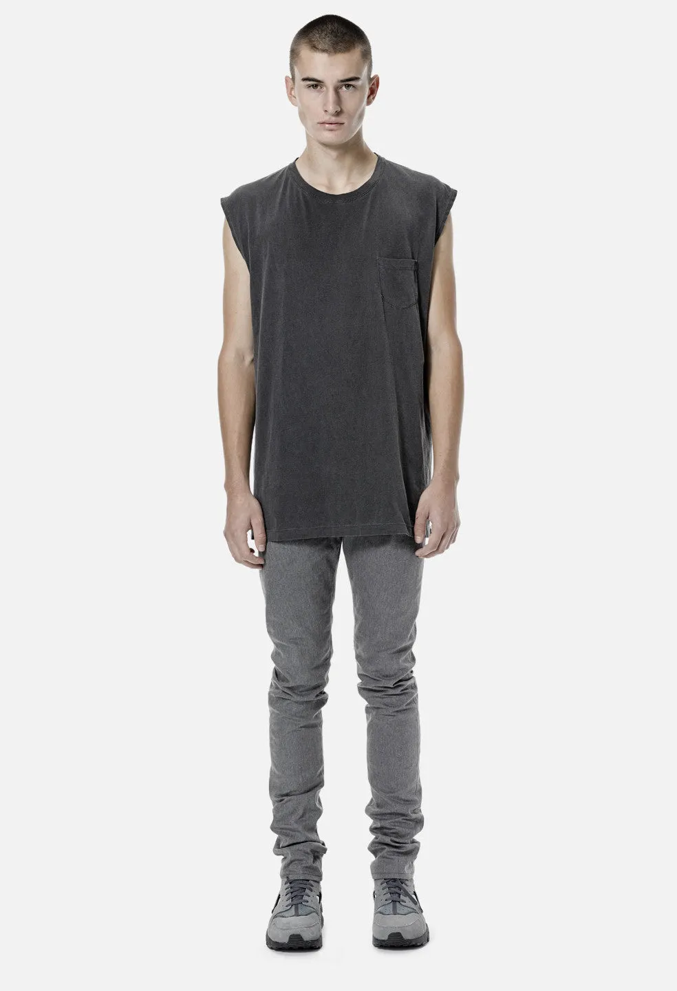 Sleeveless Pocket Tee / Black