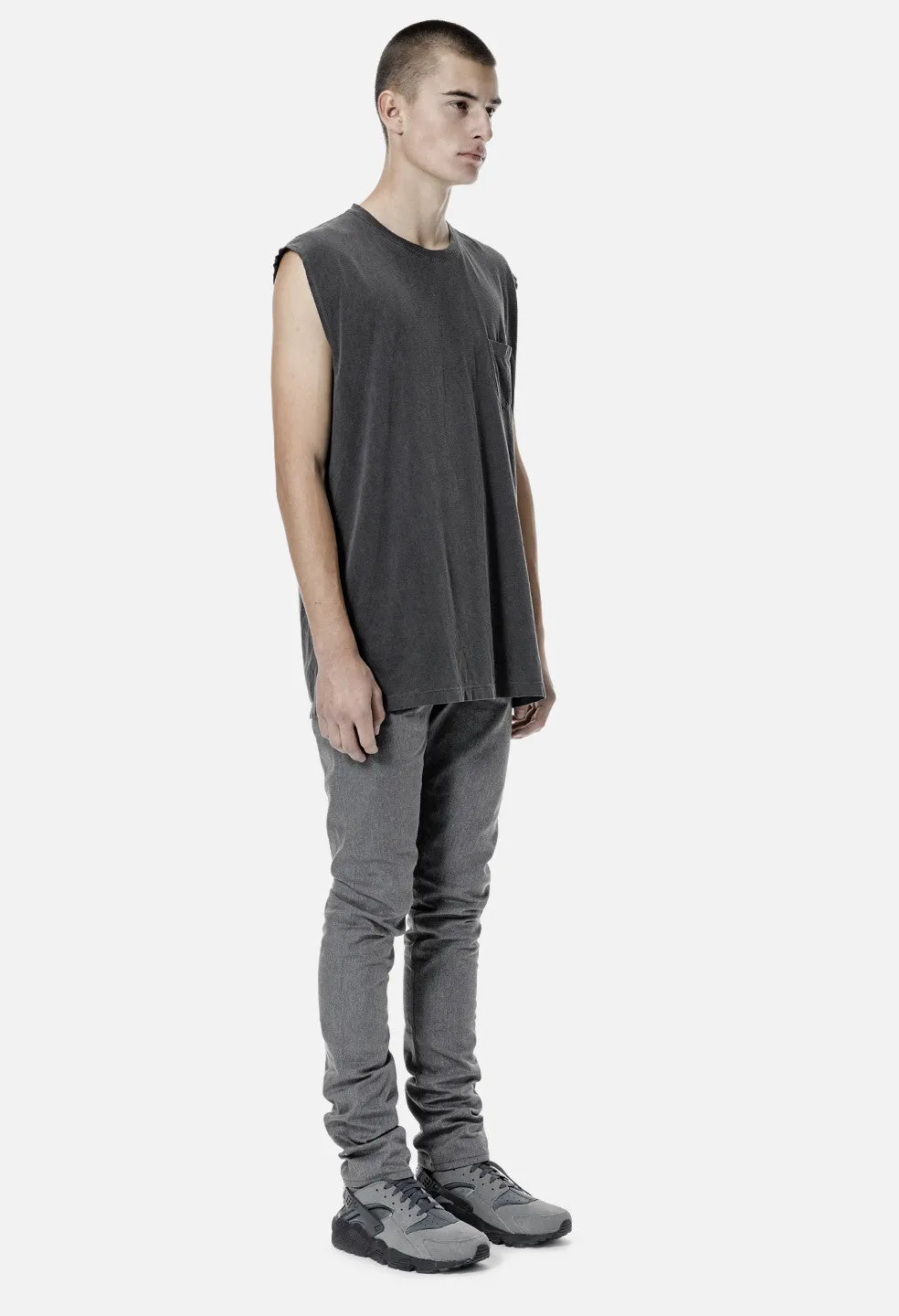 Sleeveless Pocket Tee / Black